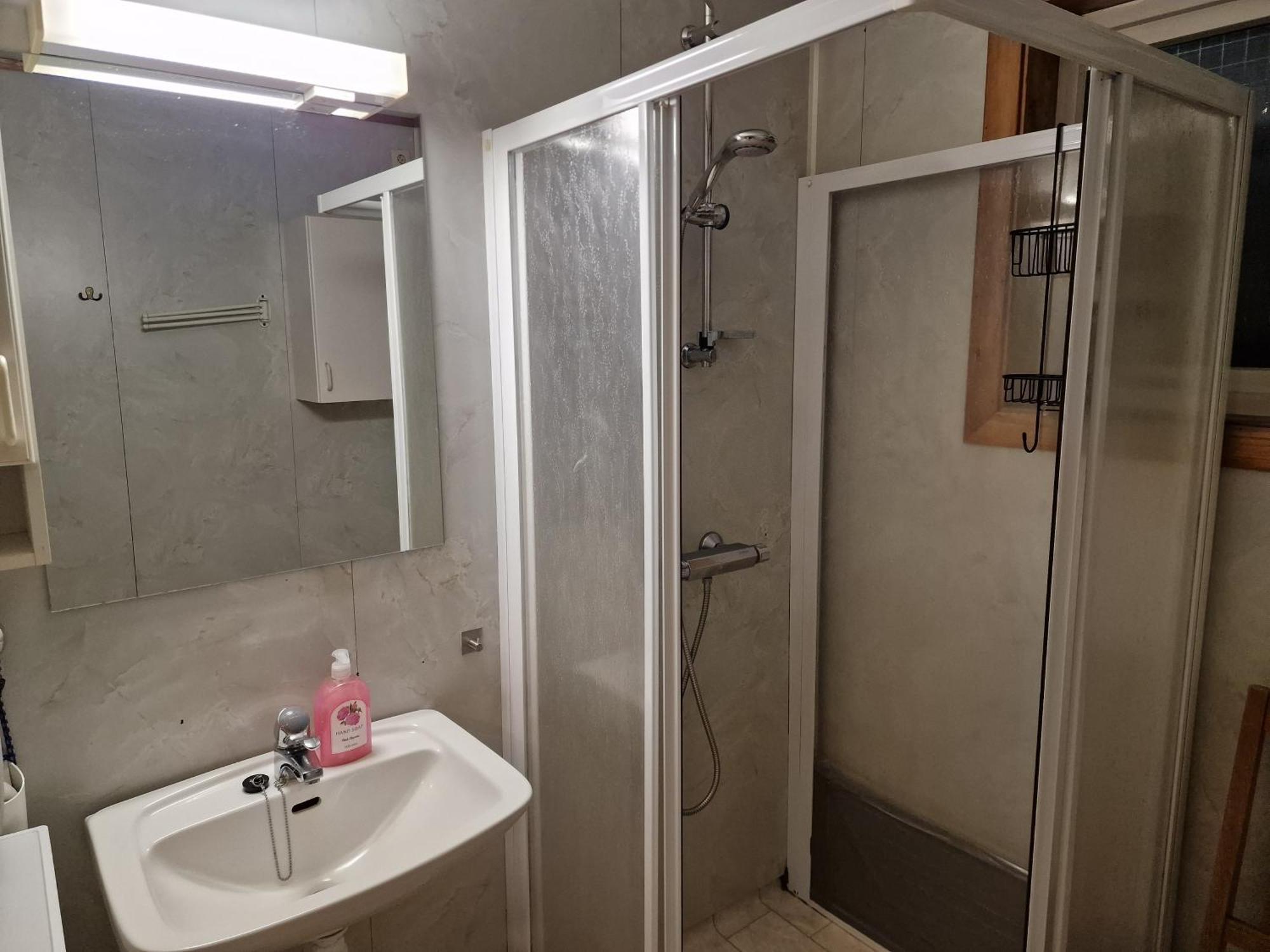 Rom Sentralt I Sogndal Hostel Екстериор снимка